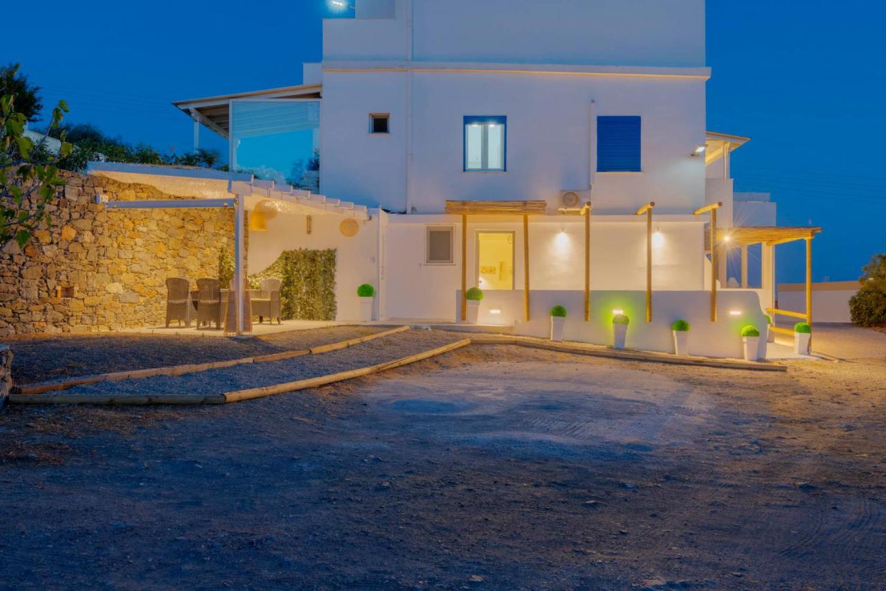 Endless Blue From Syros - Megas Gialos Resort - Suite 1 מראה חיצוני תמונה