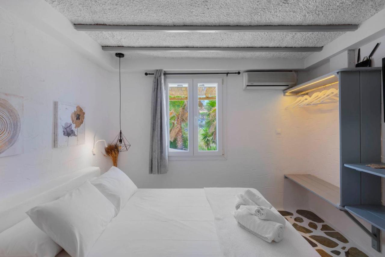 Endless Blue From Syros - Megas Gialos Resort - Suite 1 מראה חיצוני תמונה