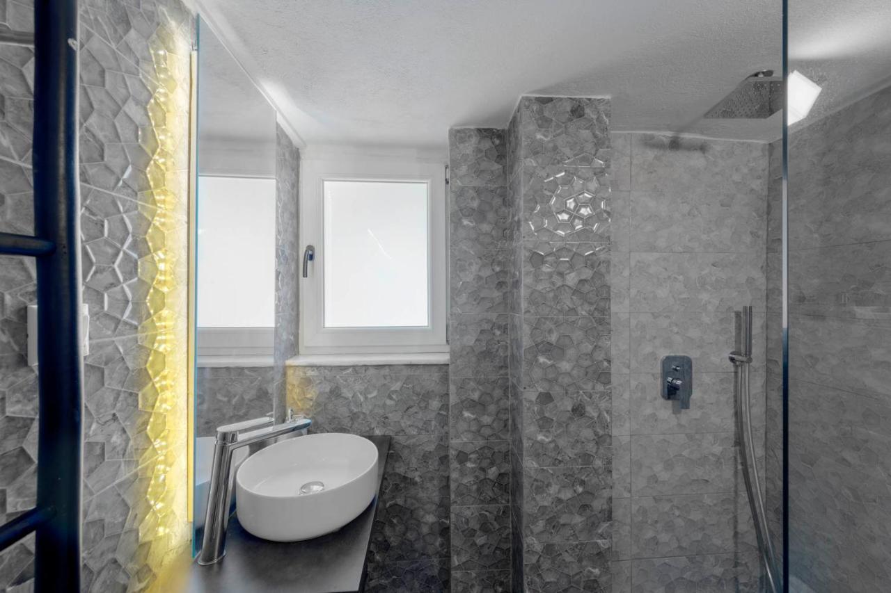 Endless Blue From Syros - Megas Gialos Resort - Suite 1 מראה חיצוני תמונה