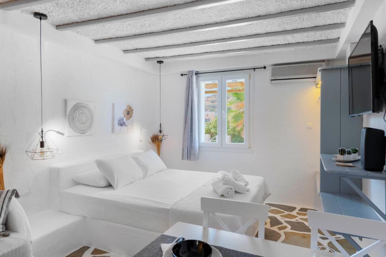 Endless Blue From Syros - Megas Gialos Resort - Suite 1 מראה חיצוני תמונה