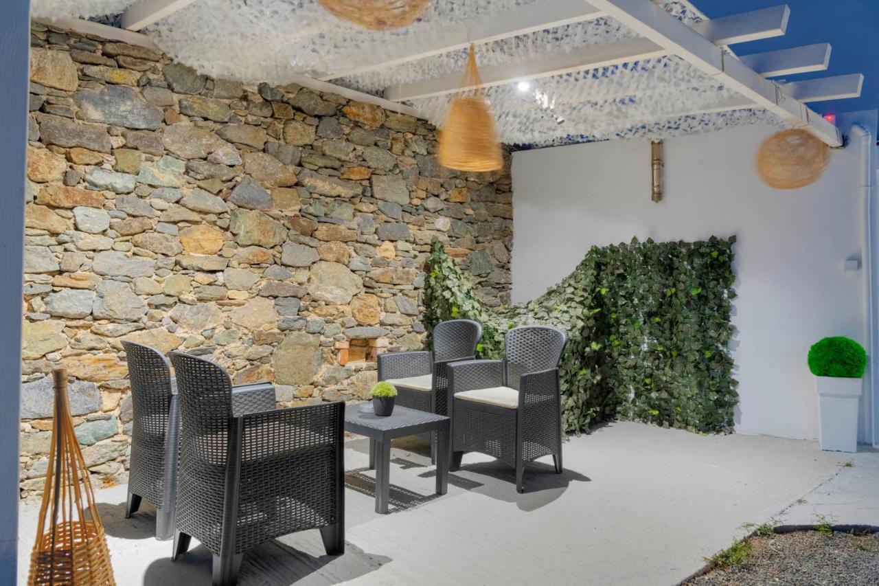 Endless Blue From Syros - Megas Gialos Resort - Suite 1 מראה חיצוני תמונה